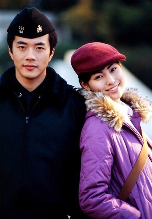  Kwon Sang Woo trong vai chàng sĩ quan điển trai và dũng cảm, yêu một nữ bác sĩ. 