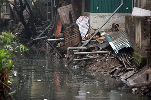 nguoi thu do 'ngat tho' song canh con muong 'chet' - 6