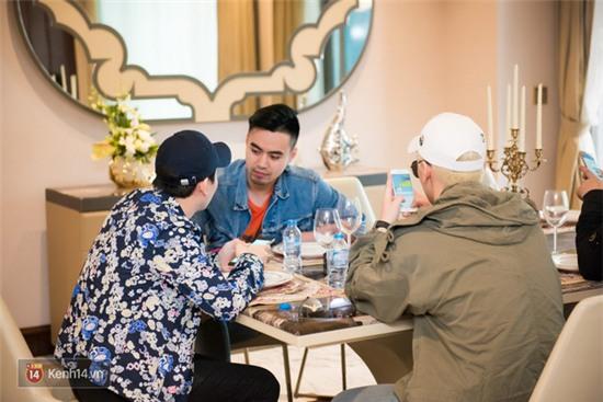 Cuộc sống siêu sang chảnh của bạn thân Seung Ri - thiếu gia tập đoàn Tân Hoàng Minh - Ảnh 4.