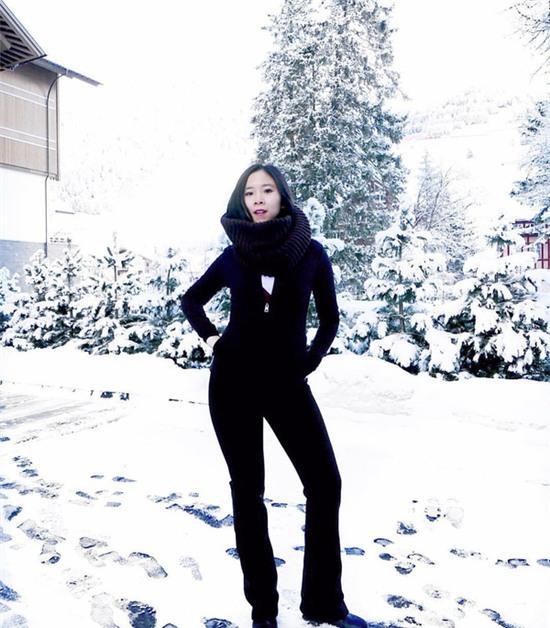 Chùm ảnh: Cuộc sống siêu xa xỉ đáng ghen tị của các thiếu gia, kiều nữ ở Việt Nam - Ảnh 49.