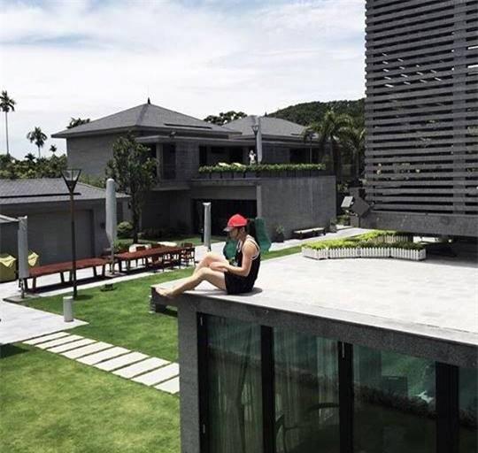 Chùm ảnh: Cuộc sống siêu xa xỉ đáng ghen tị của các thiếu gia, kiều nữ ở Việt Nam - Ảnh 58.