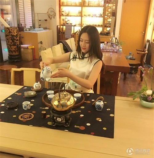 ngam co giao tieu hoc xinh dep nhat trung quoc hinh anh 7
