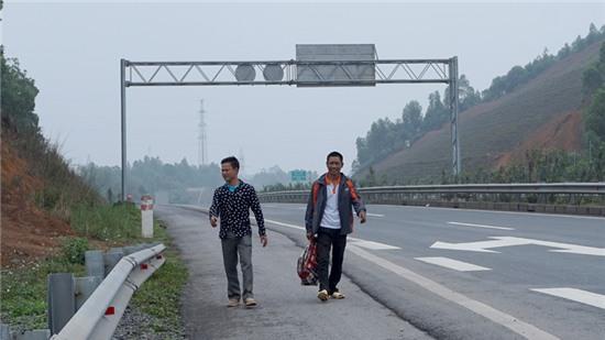 cao tốc Nội Bài - Lào Cai, vi phạm giao thông