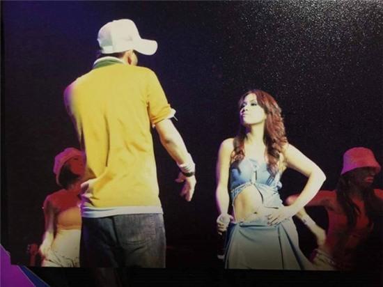 Minh Tuyet va nhung giot nuoc mat tren dat My hinh anh 3