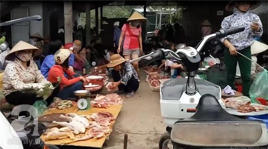 Đột nhập khu chợ chuyên bán thịt ôi, thịt ế giá chỉ 30.000đ/kg ngay giữa Hà Nội - Ảnh 11.