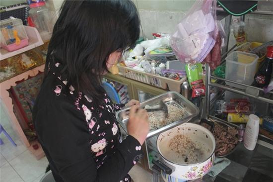 Cô gái 9X, cưu mang thú cưng, Sài Gòn, chó, mèo