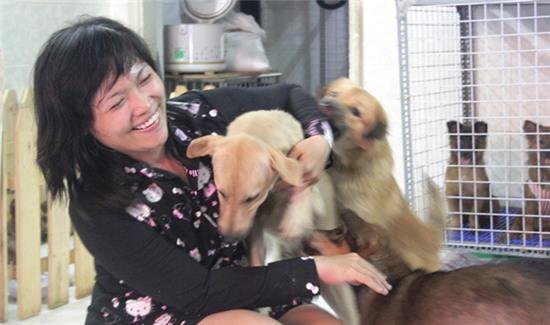 Cô gái 9X, cưu mang thú cưng, Sài Gòn, chó, mèo