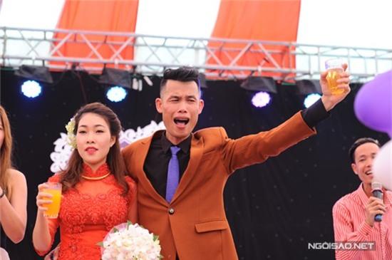 hiep-ga-khoc-tuyen-bo-day-la-dam-cuoi-cuoi-cung-9