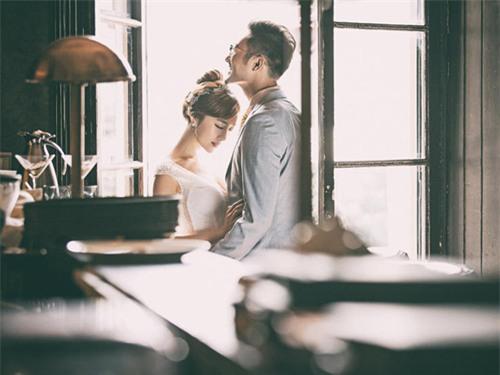 vut bo si dien de chap nhan la “vo ho” cua anh - 1