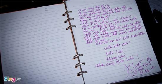 Nghe si Viet khoc khi den vieng nhac si Nguyen Anh 9 hinh anh 12