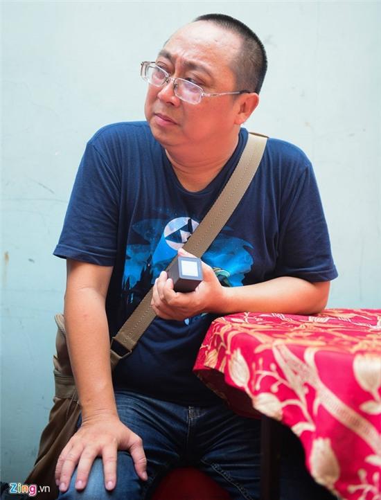 Nghe si Viet khoc khi den vieng nhac si Nguyen Anh 9 hinh anh 9