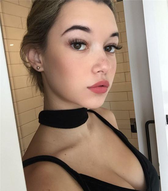 Đây là danh sách những hot girl xinh đẹp và sexy nhất Instagram để bạn follow ngay lập tức! - Ảnh 38.