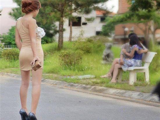 Ảnh vui Tình yêu không có lỗi lỗi ở bạn thân