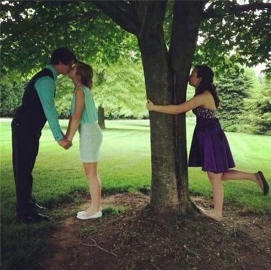 Ảnh vui Tình yêu không có lỗi lỗi ở bạn thân