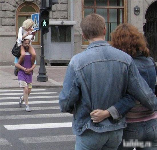 khoanh khac hai huoc cua cac cap vo chong hinh anh 6