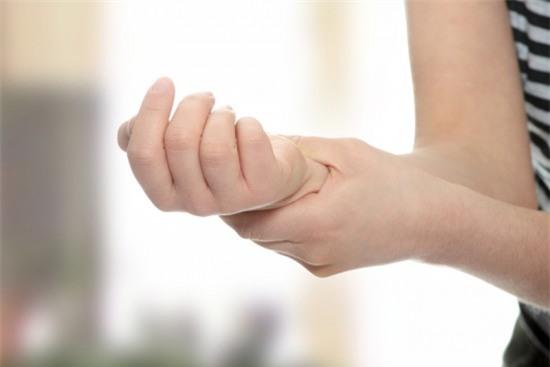 chữa đau xương khớp