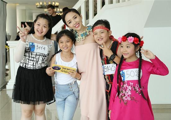 Tóc Tiên nghĩ gì khi đối đầu các đồng nghiệp tại The Voice Kids? - Ảnh 6.