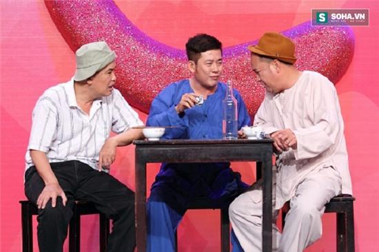 Tấn Beo trên sân khấu hài với Hoàng Sơn, Hữu Nghĩa.