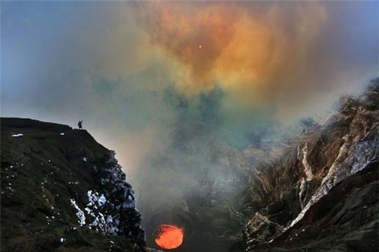 ngu qua dem trong khu vuc nui lua dang hoat dong hinh anh 5