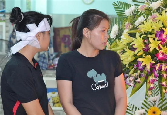 nguoi-me-nghen-ngao-tien-hau-ve-phuoc-tho-ve-voi-dat-7