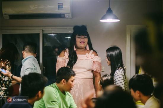 Chùm ảnh: 1001 biểu cảm của Happy Polla tại sự kiện khiến fan Việt thích thú - Ảnh 3.