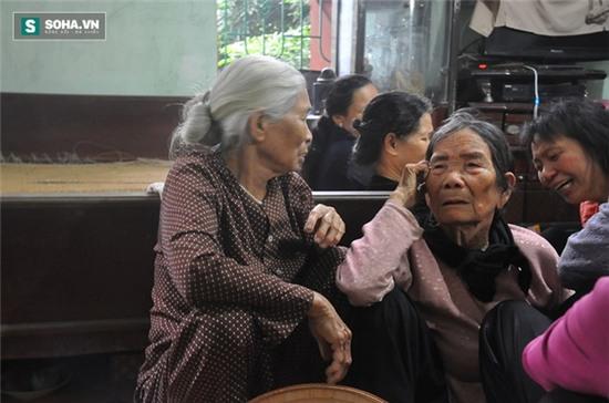 Bà nội kể lại giây phút 2 cháu trai bị mẹ sát hại ở Hải Dương - Ảnh 5.