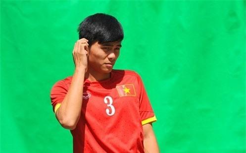 Sự sa sút phong độ khiến Mạnh Hùng mất suất ở U23 và tuyển Việt Nam trong thời gian qua. 