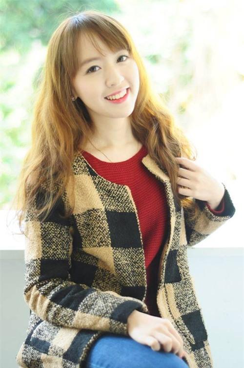 nữ tiếp viên, nữ tiếp viên hàng không, nữ tiếp viên gây sốt