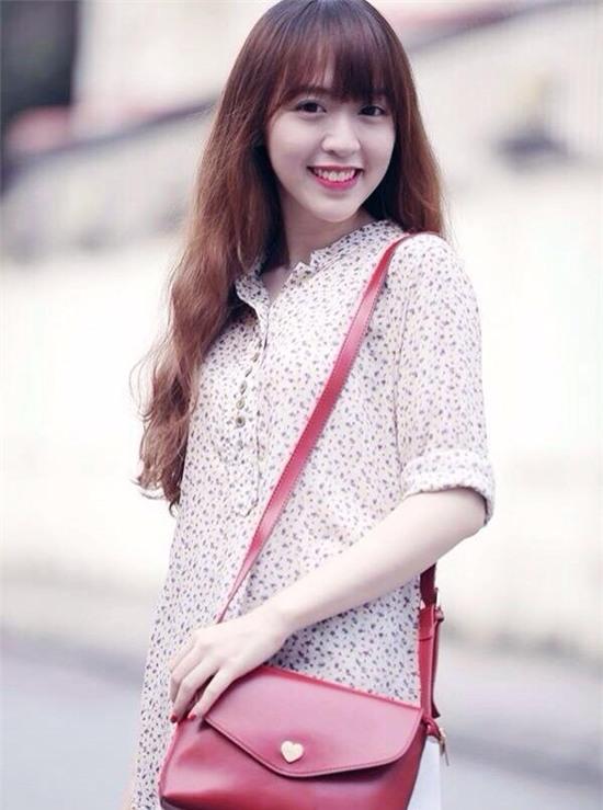 nữ tiếp viên, nữ tiếp viên hàng không, nữ tiếp viên gây sốt