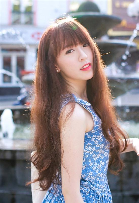 nữ tiếp viên, nữ tiếp viên hàng không, nữ tiếp viên gây sốt