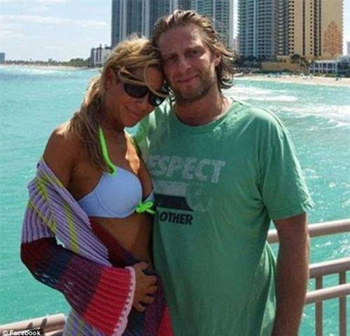 bi hon the bo roi, nguoi dan ong kien doi nhan 30000 usd hinh anh 3