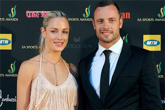 hien-truong-dam-mau-noi-pistorius-ban-chet-ban-gai