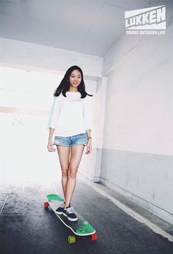 Nữ thần trượt ván xinh đẹp khuấy đảo mạng xã hội những ngày qua - Ảnh 6.