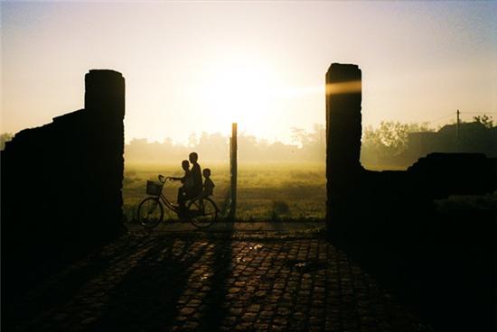 Que lua Viet Nam dep la trong suong som hinh anh 13