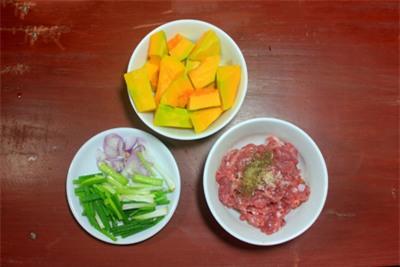 canh-nam-bao-ngu-nau-bi-do-thit-bam-2