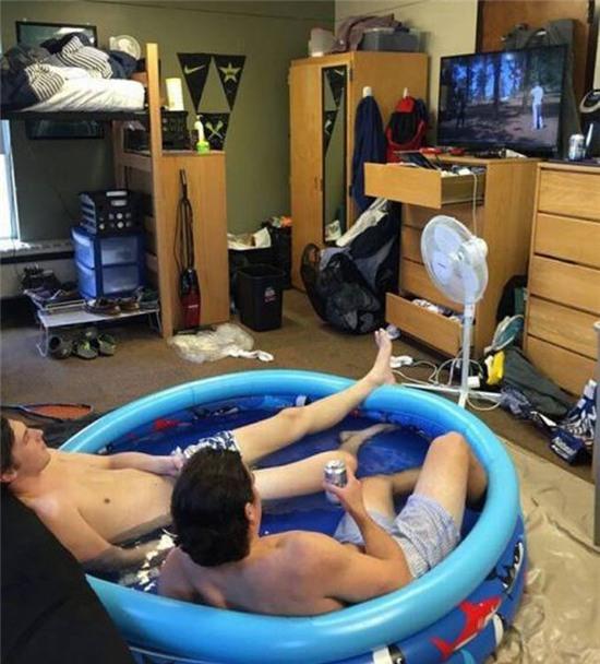 Chết cười với khoảnh khắc hiếm có khó tìm trong cuộc sống