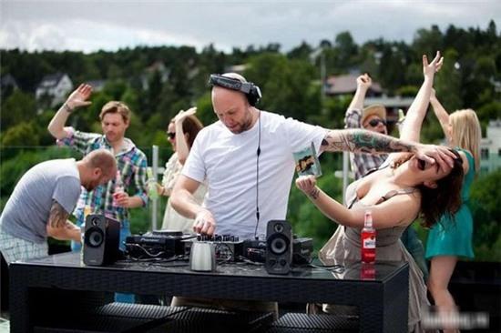 Chết cười với khoảnh khắc hiếm có khó tìm trong cuộc sống