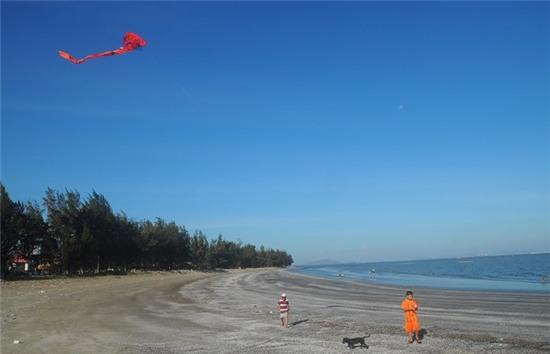 Mua he di nghi tron nang o dao Thanh An hinh anh 10