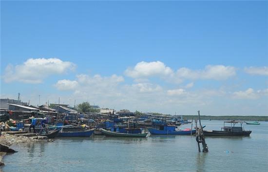 Mua he di nghi tron nang o dao Thanh An hinh anh 2