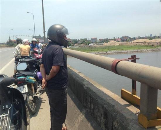 Để lại dòng chia sẻ trên facebook, cô gái trẻ gieo mình tự tử tại cầu Non Nước - Ảnh 1.