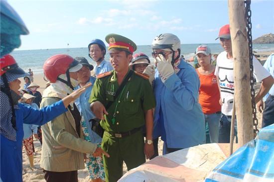 BIỂN vŨNG TÀU, CẤM BUÔN BÁN, NGƯỜI DÂN, CHÍNH QUYỀN, LỢI ÍCH