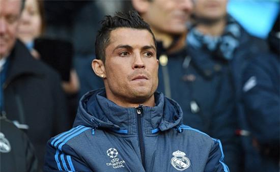 hlv-zidane-rach-toac-quan-van-hang-say-chi-dao-9