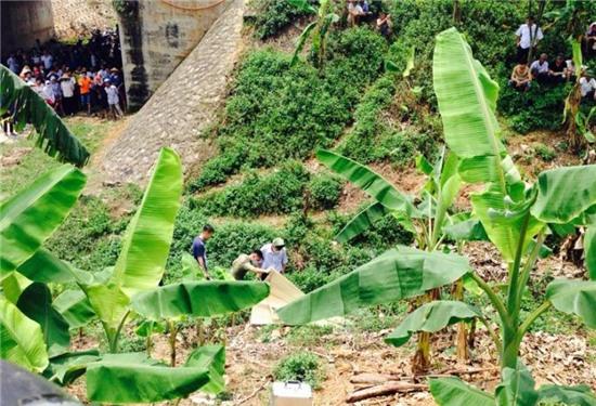 vu thanh nien chet o bui chuoi: nan nhan tham gia hon chien? hinh anh 1