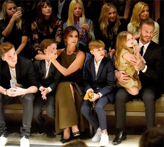 Ba cậu nhóc đang ở độ tuổi dậy thì