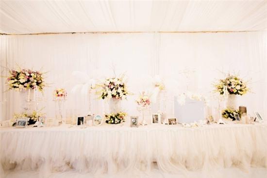 ngay-thu-ba-tiec-cuoi-tong-trang-tai-nam-dinh-11