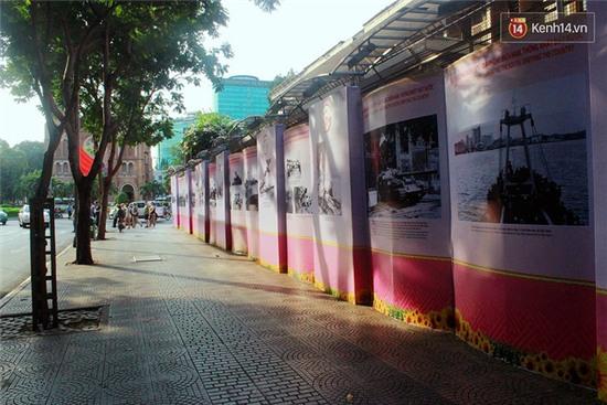 Sài Gòn rộn rã kỷ niệm ngày tháng 4 lịch sử - Ảnh 2.