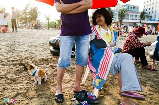 Bien Sam Son dong nghet, khach san chay phong hinh anh 12