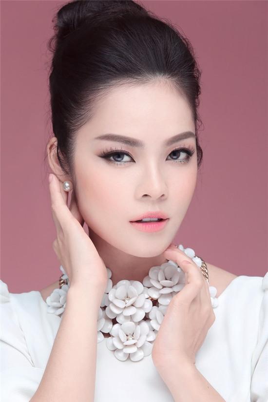 Cam Lynh tra loi tin don duoc dai gia tang can ho trieu USD hinh anh 1