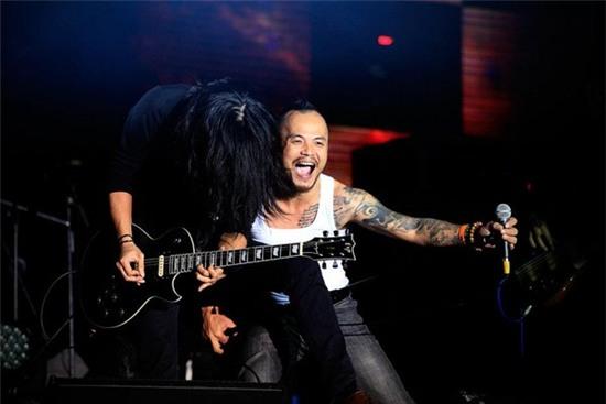 49 ngày mất Trần Lập: Những hình ảnh còn sống mãi của người chiến binh mạnh mẽ! - Ảnh 6.