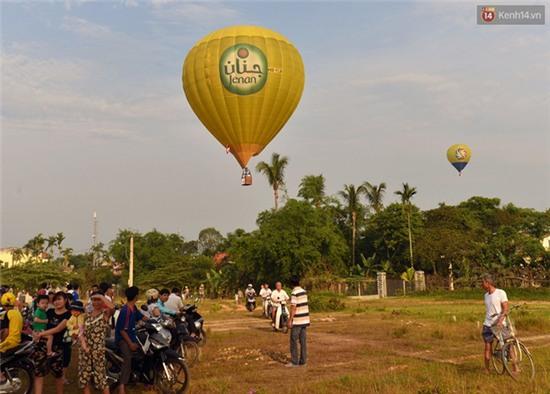 Clip: Trải nghiệm độc đáo - bay trên Kinh thành Huế bằng khinh khí cầu - Ảnh 17.